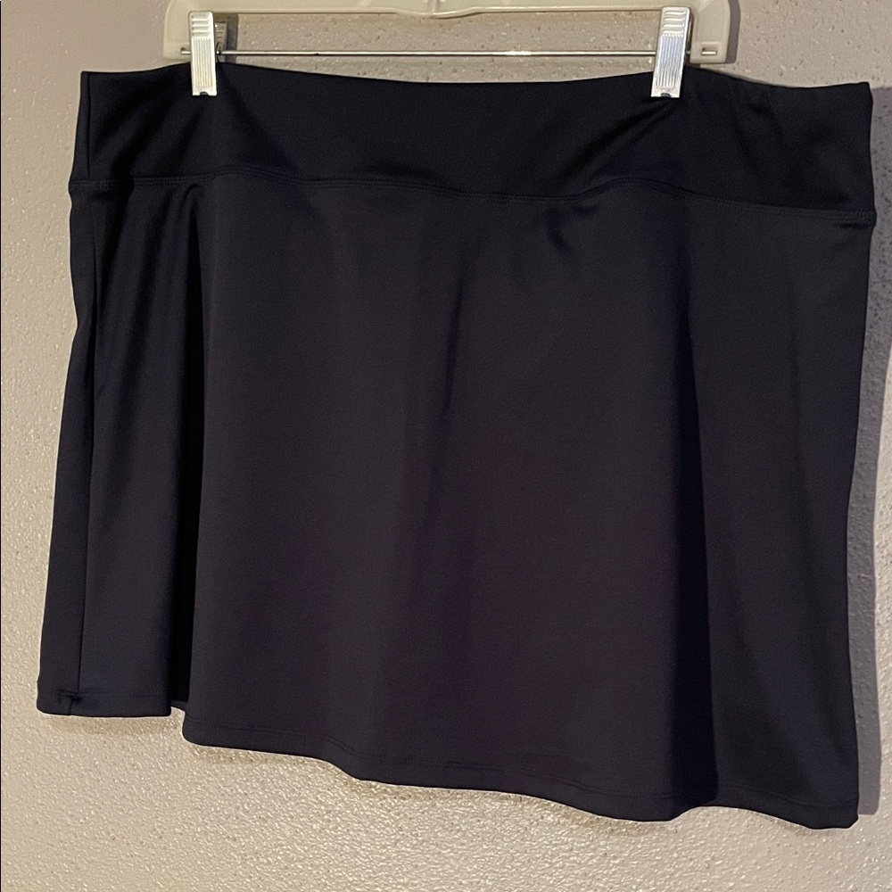 VOGO Athletica Navy blue athletic/golf Skort